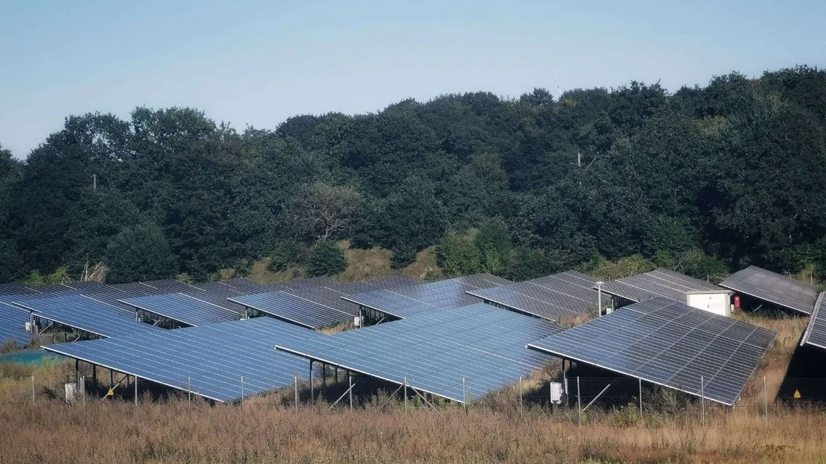 Freiflächen-Solaranlage aus der Luft